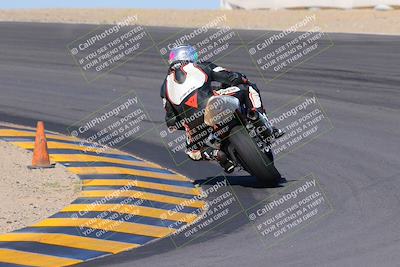 media/Nov-06-2022-SoCal Trackdays (Sun) [[208d2ccc26]]/Turn 10 Backside (1030am)/